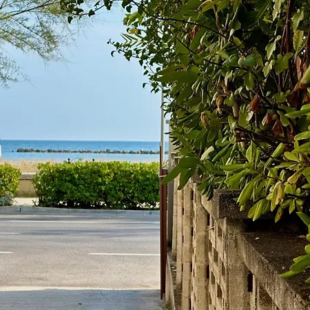 Apartment Rm02 - Senigallia, Trilocale Fronte Mare Con Posto Auto
